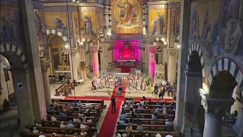 Szene vom Kindermusical "König David" in der Herz-Jesu-Kirche